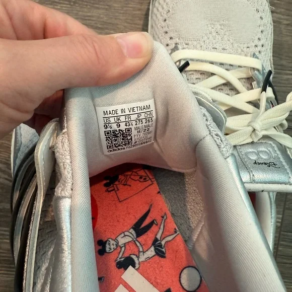 Adidas White Sneakers with Black and Red Accents - Picture 6 of 6